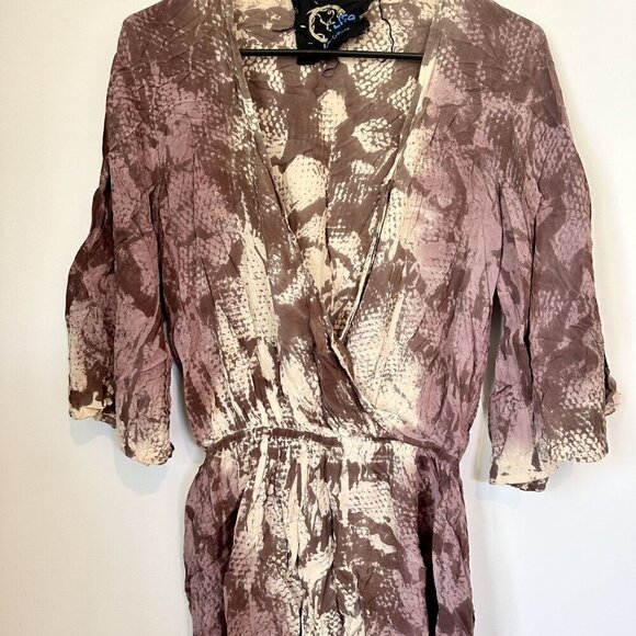 Blue Life Beachy Vacation Snakeskin Romper - Size: Small - Picture 5 of 8